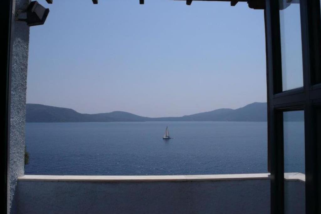 Villa With Breathtaking Views And Private Beach Agios Dimitrios  Exterior foto